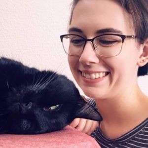 Meet your Posher, Alyssa